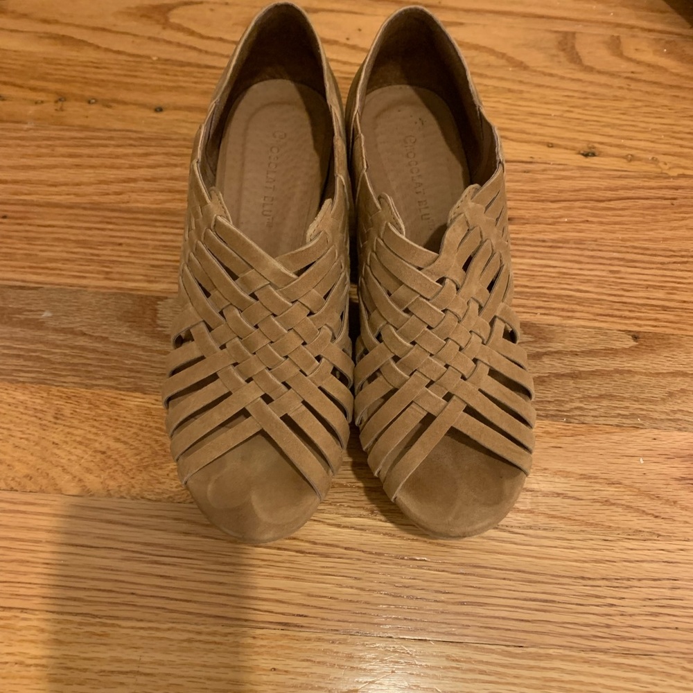 Chocolat Blu Woody suede wedges